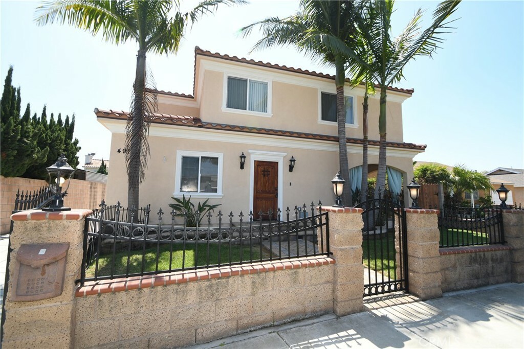 Property Photo:  4912 W 115th Street A  CA 90250 