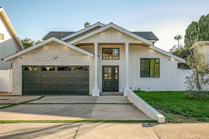 Property Photo: 13616 Vose Street CA 91405