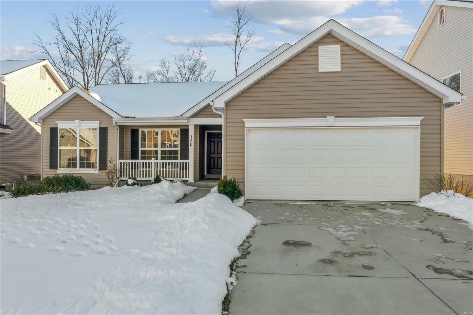 Property Photo:  120 Keystone Ridge Drive  MO 63366 