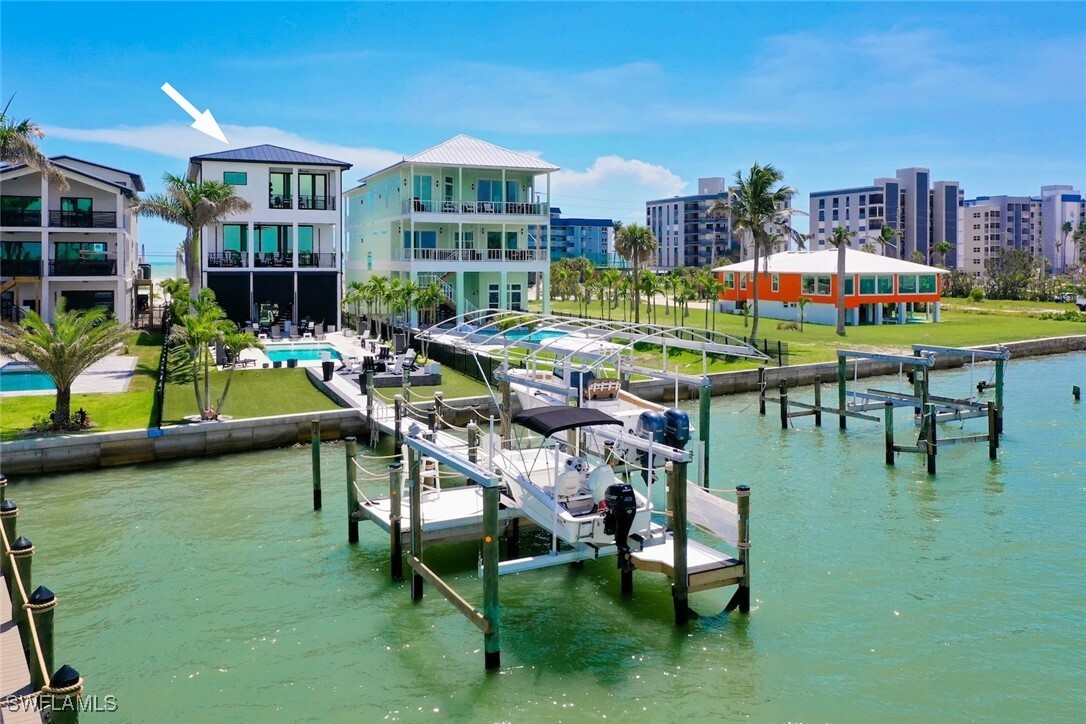 Property Photo: 441 Estero Boulevard FL 33931
