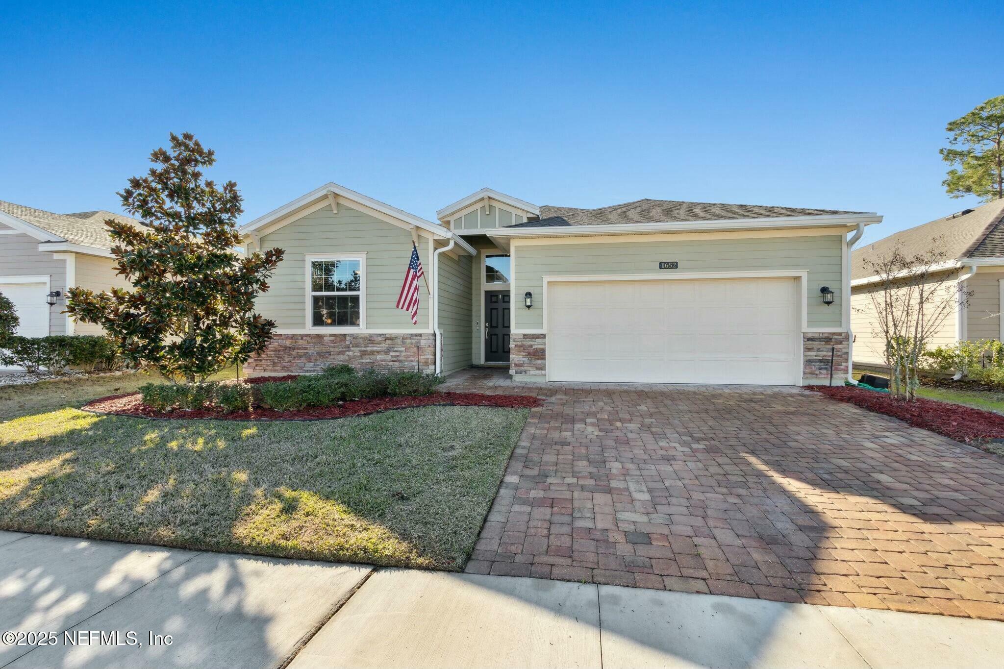 Property Photo:  1652 Enclave Road  FL 32211 