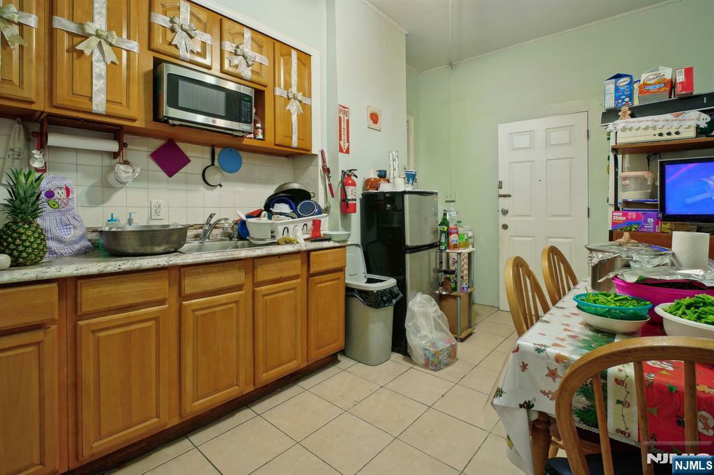 Property Photo:  5512 Grant Place  NJ 07093 