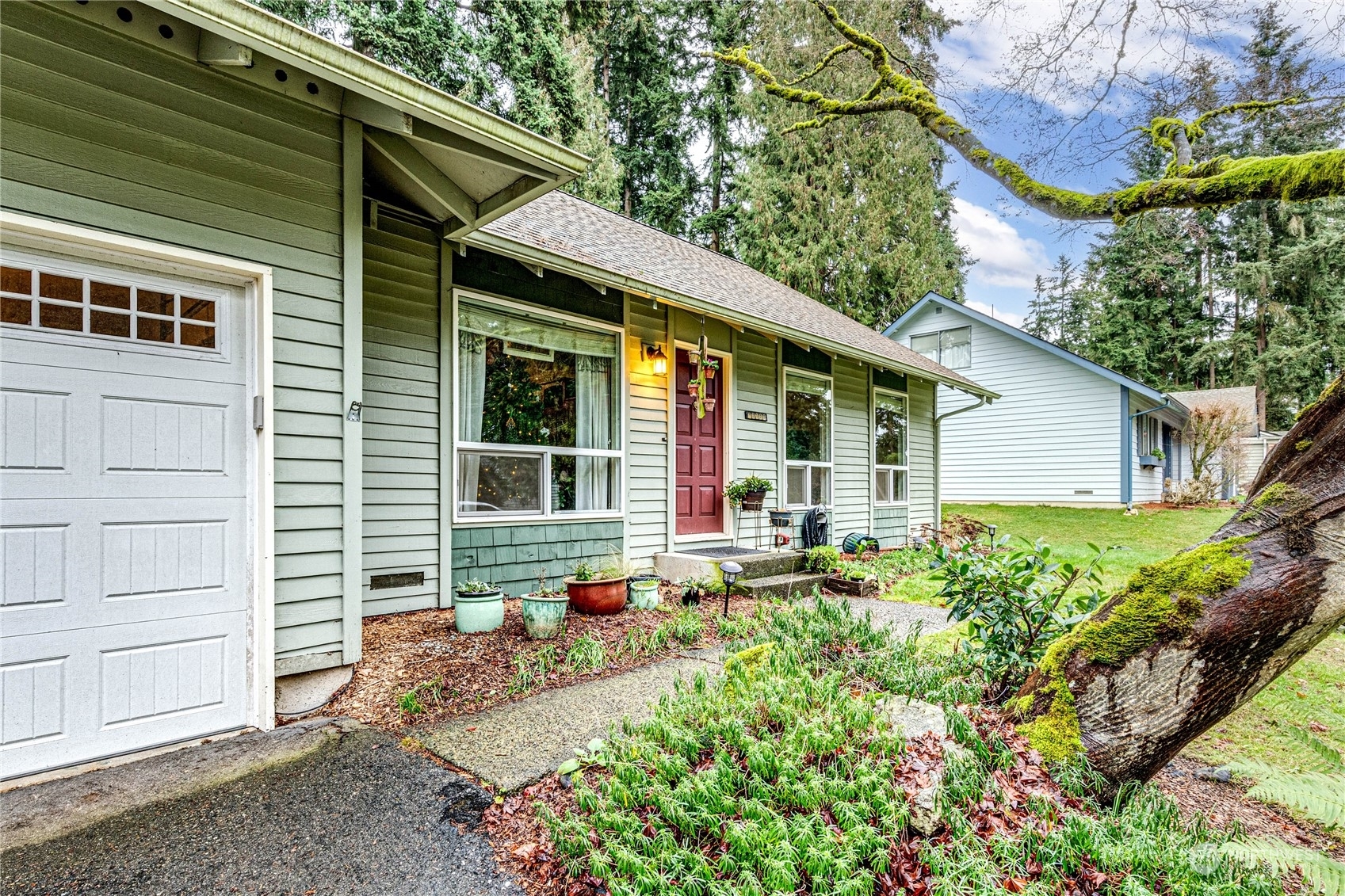 Property Photo:  14340  117th Avenue NE  WA 98034 