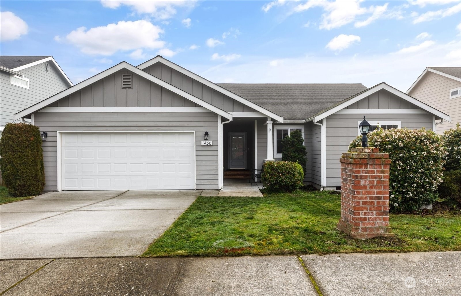 1430 NW Camellia Loop  Oak Harbor WA 98277 photo