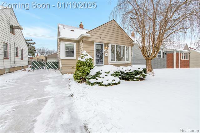 Property Photo:  15563 Dasher Avenue  MI 48101 