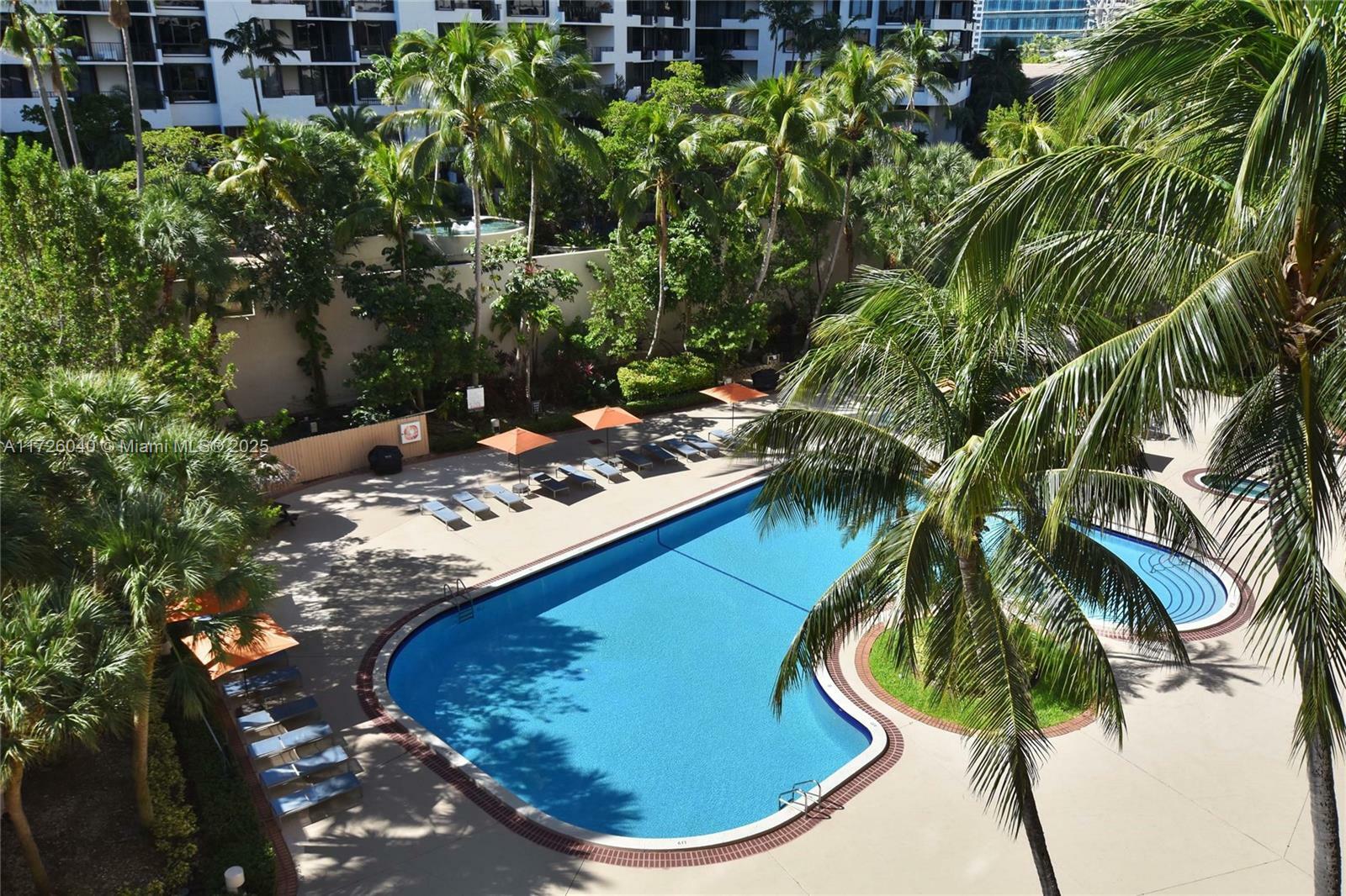 Property Photo:  540 Brickell Key Dr 623  FL 33131 