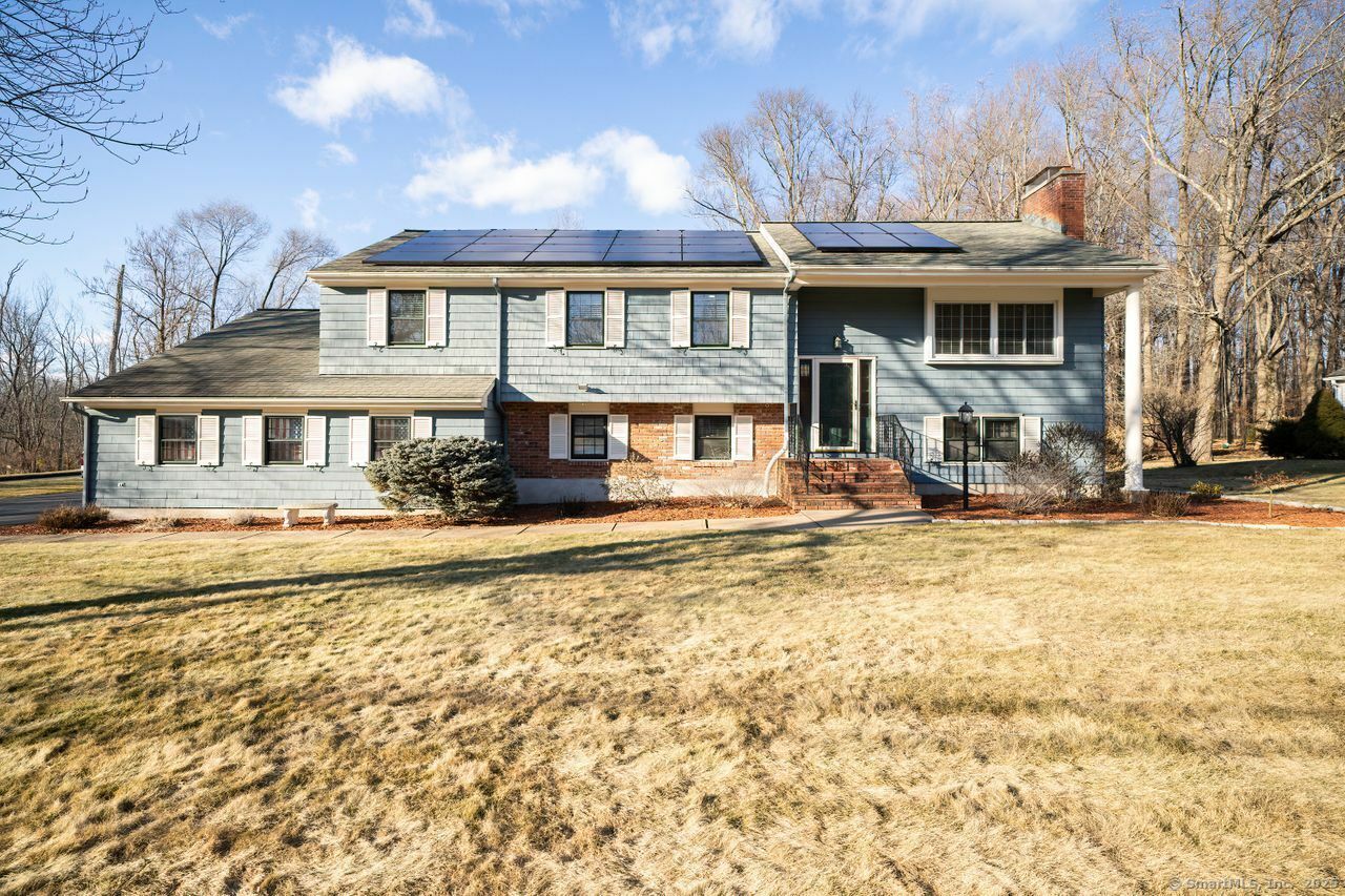 Property Photo:  93 Beechwood Drive  CT 06489 