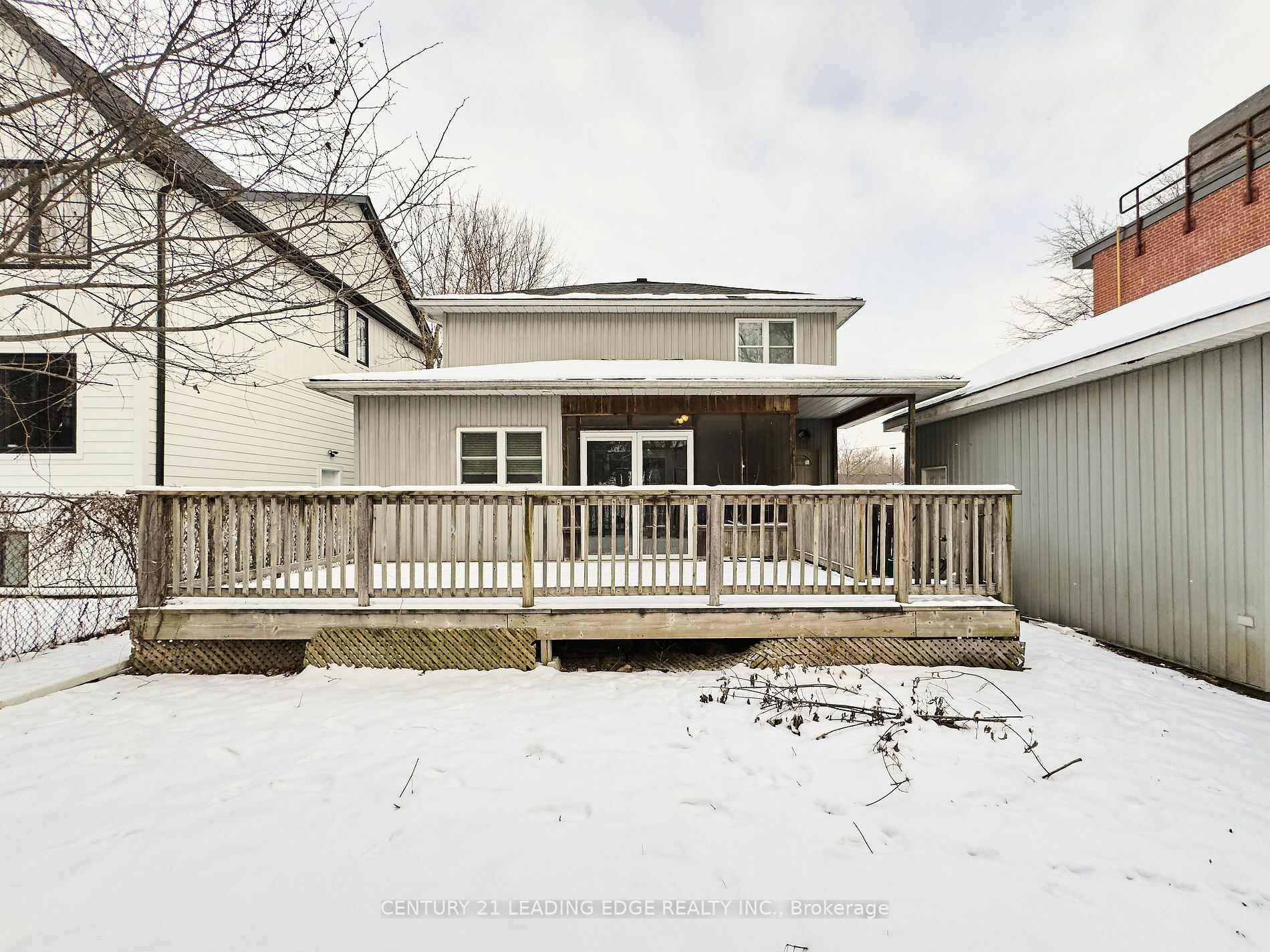 Property Photo:  262 Lorne Ave E  ON L3Y 4K4 