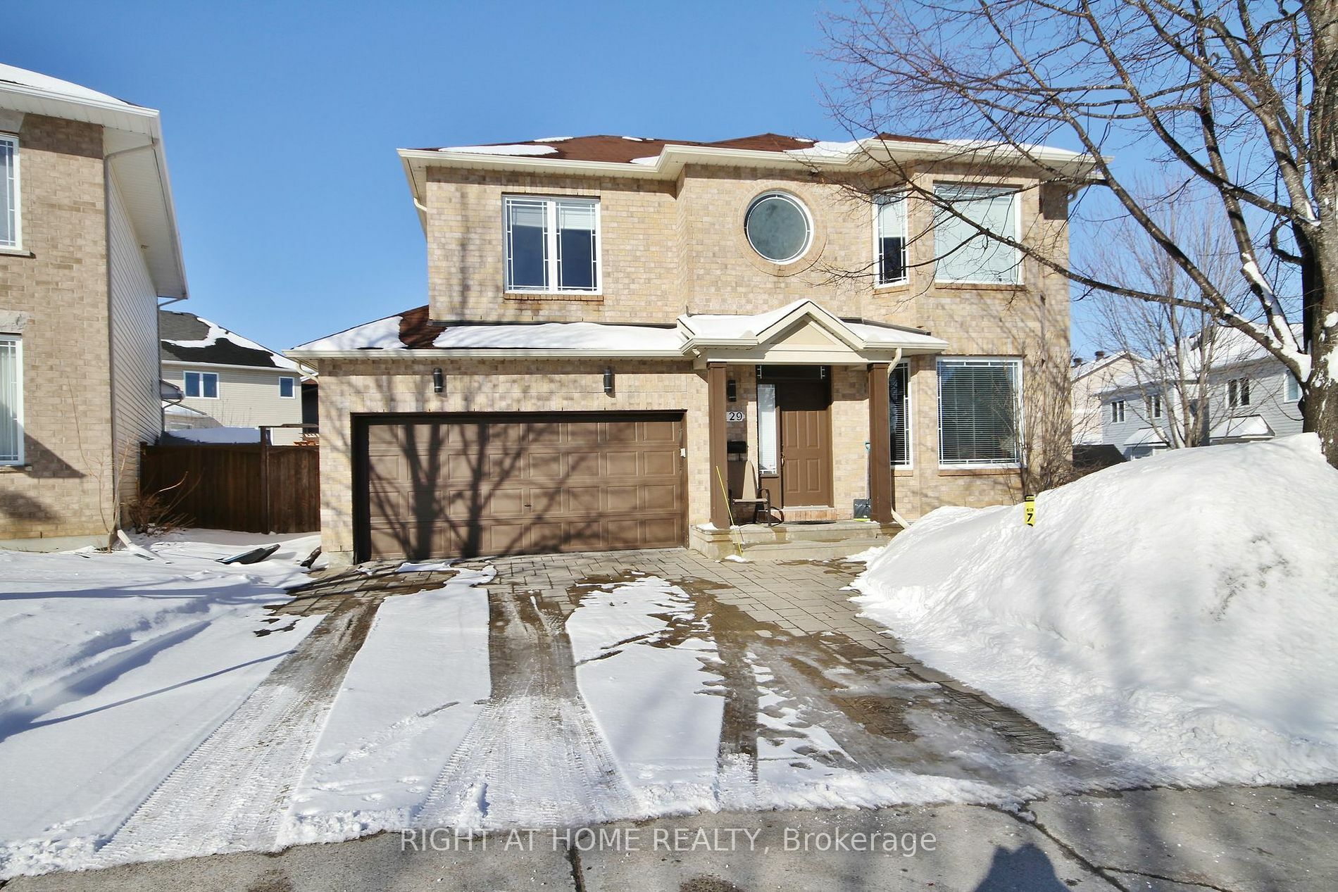 Property Photo:  129 Rocky Hill Dr  ON K2G 7B2 