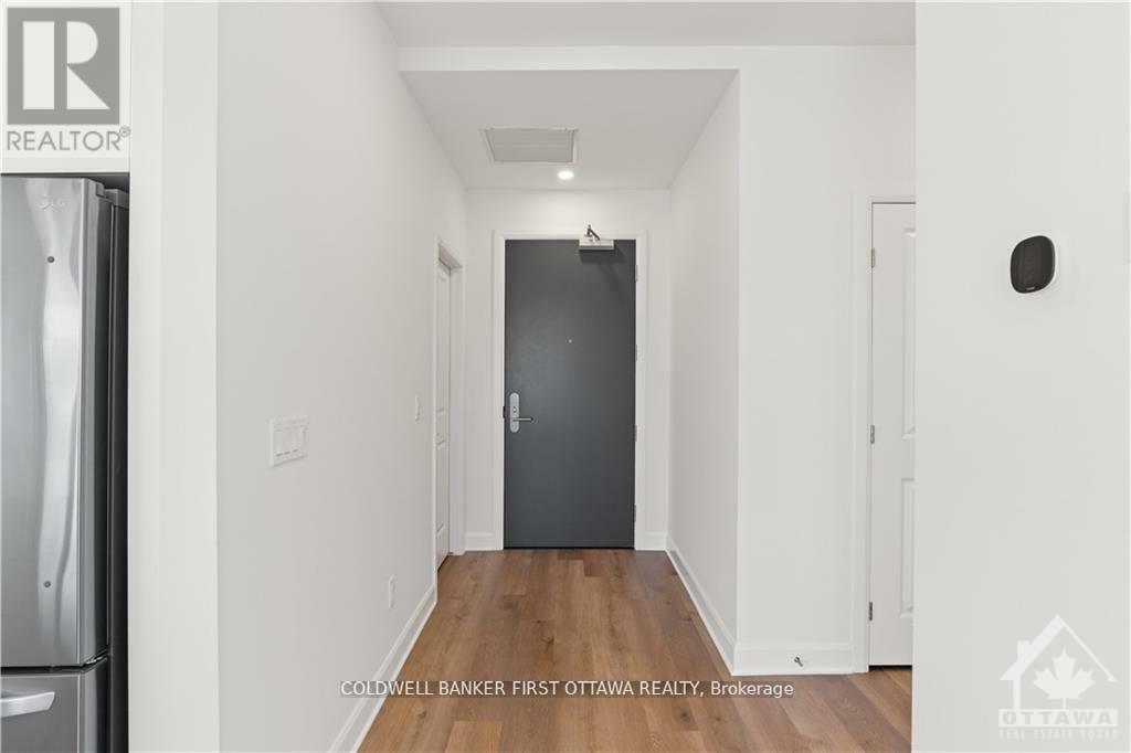 Photo de la propriété:  530 Pimiwidon Street 201  ON K1K 5B4 