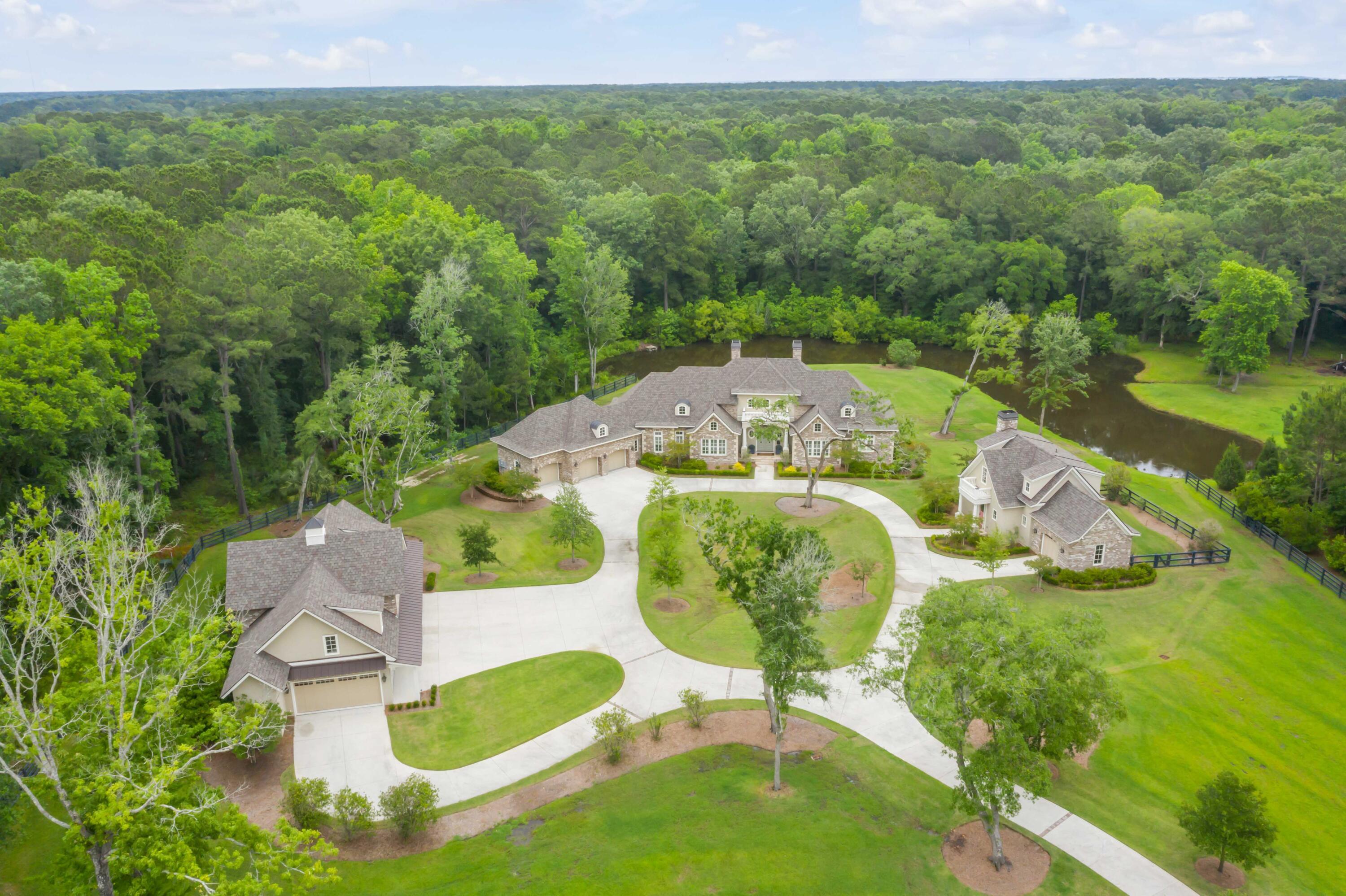 Property Photo: 1484 Old Rosebud Trail SC 29429