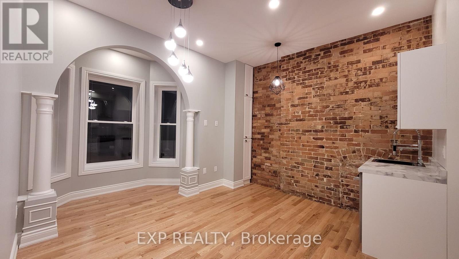 Property Photo: 157-159 James Street 102 ON K1R 5M4