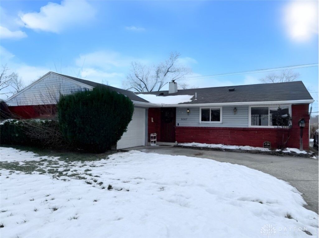 Property Photo: 6047 Cruxten Drive OH 45424