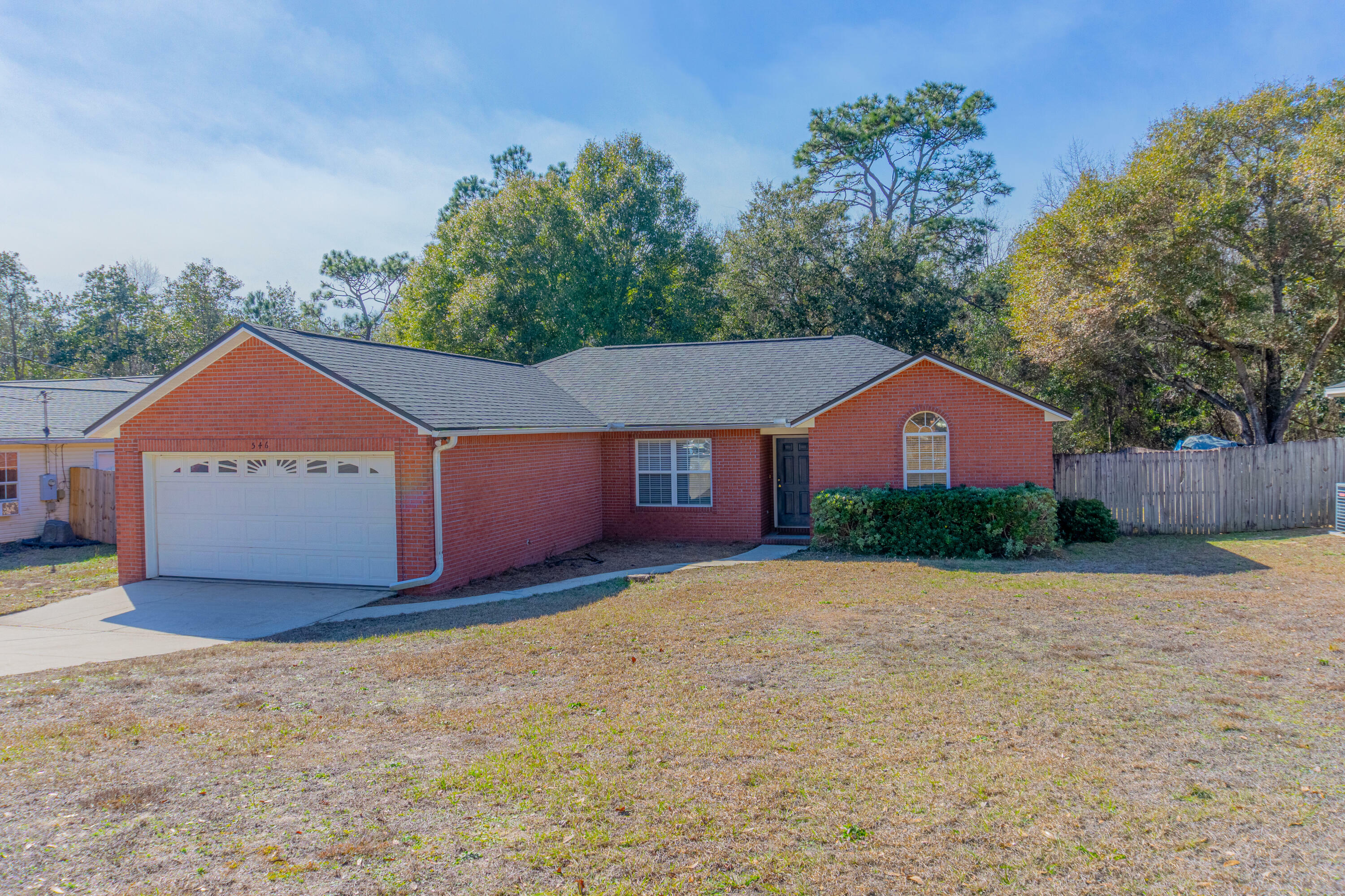 Property Photo:  546 Hyde Park Drive  FL 32539 