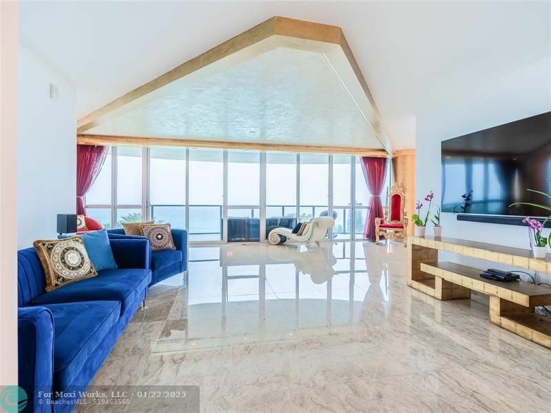 Property Photo:  3101 S Ocean Dr 508  FL 33019 