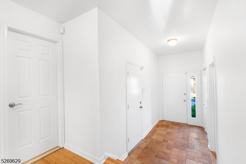 Property Photo:  198 Windsor Pl  NJ 07940 