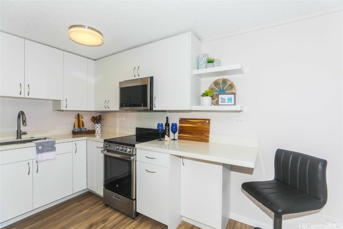 Property Photo:  1503 Liholiho Street 602  HI 96822 