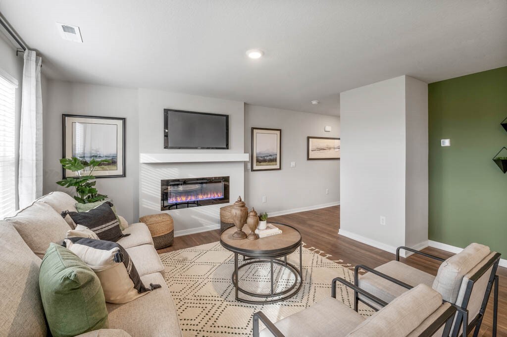 Property Photo:  2350 SE Callista Avenue  IA 50265 
