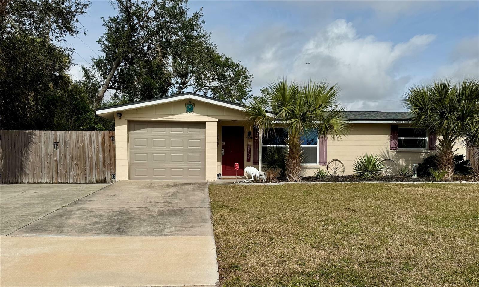 Property Photo: 122 Gulf Breeze Boulevard FL 34293