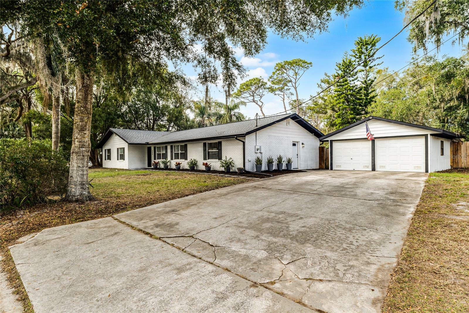 Property Photo:  200 Florida Avenue  FL 32732 