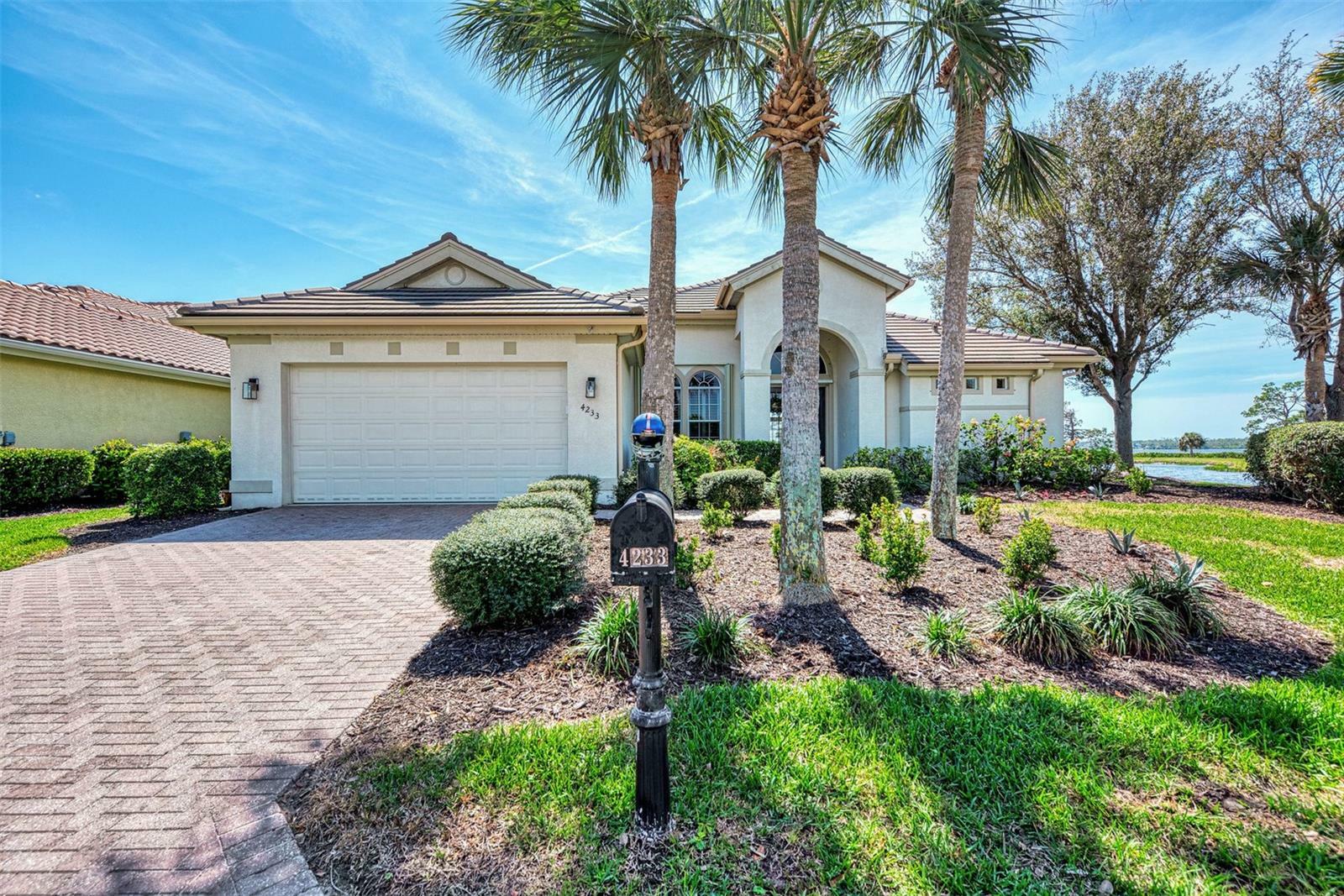 Property Photo:  4233 Grosse Pointe Drive  FL 33953 