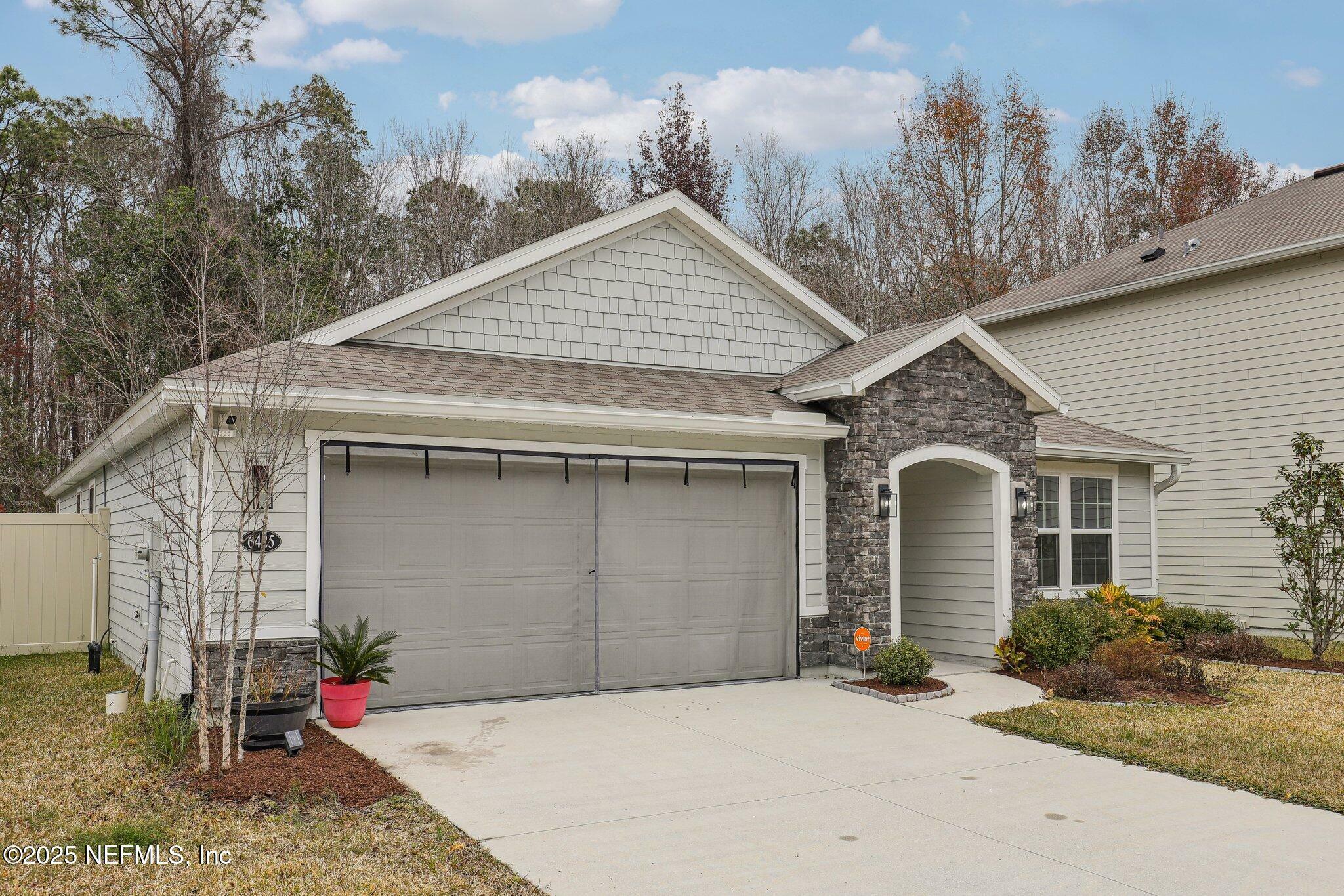 Property Photo:  6425 Timber Cove Court  FL 32218 