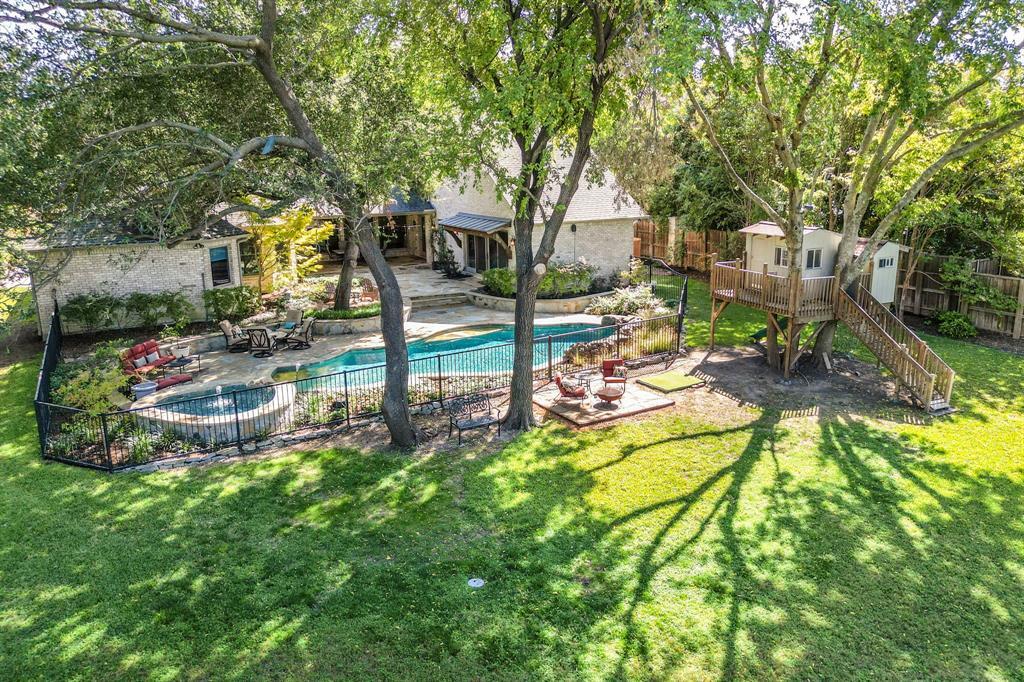 Property Photo: 11503 W Ricks Circle TX 75230
