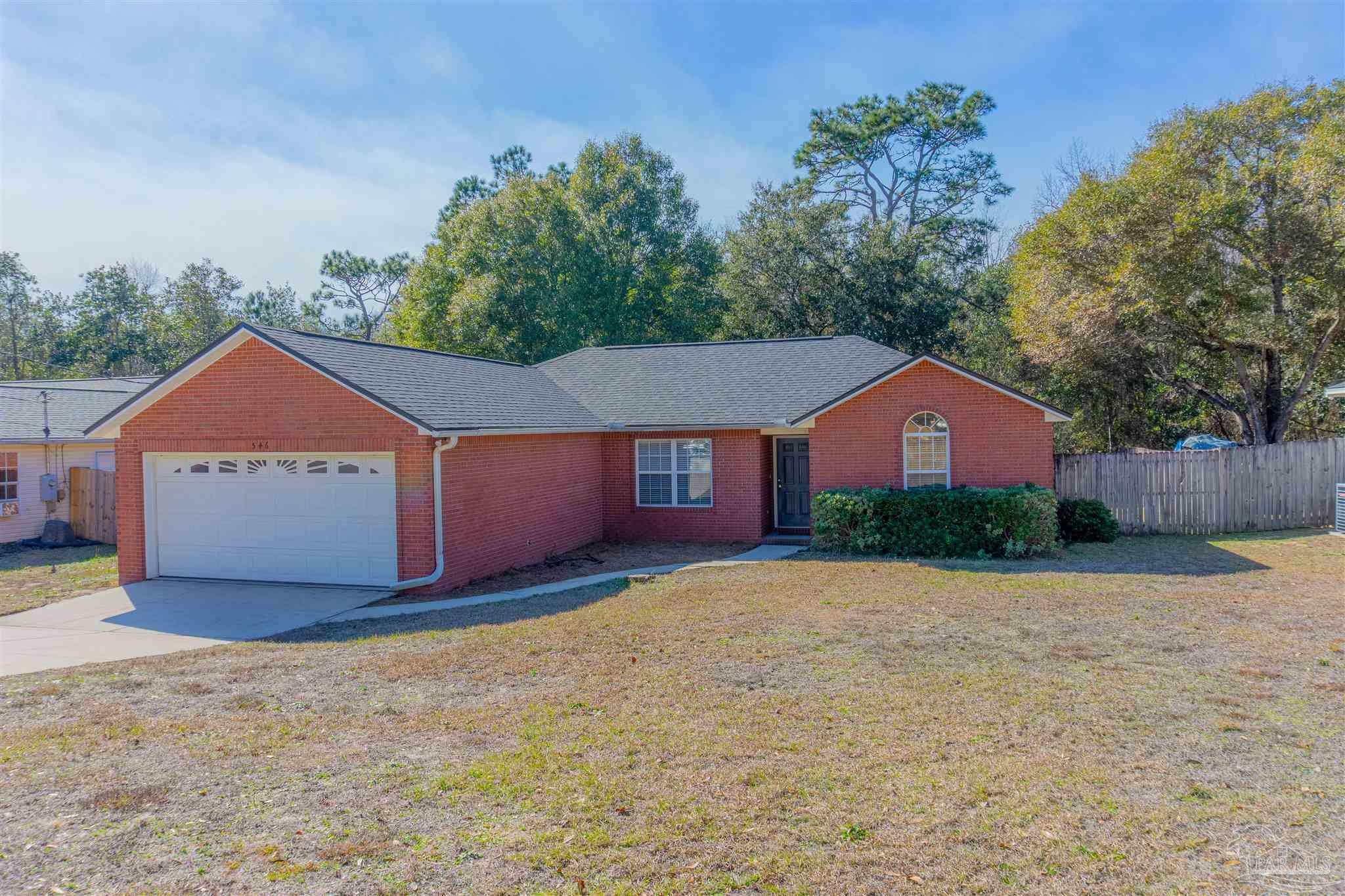 Property Photo:  546 Hyde Park Dr  FL 32539 