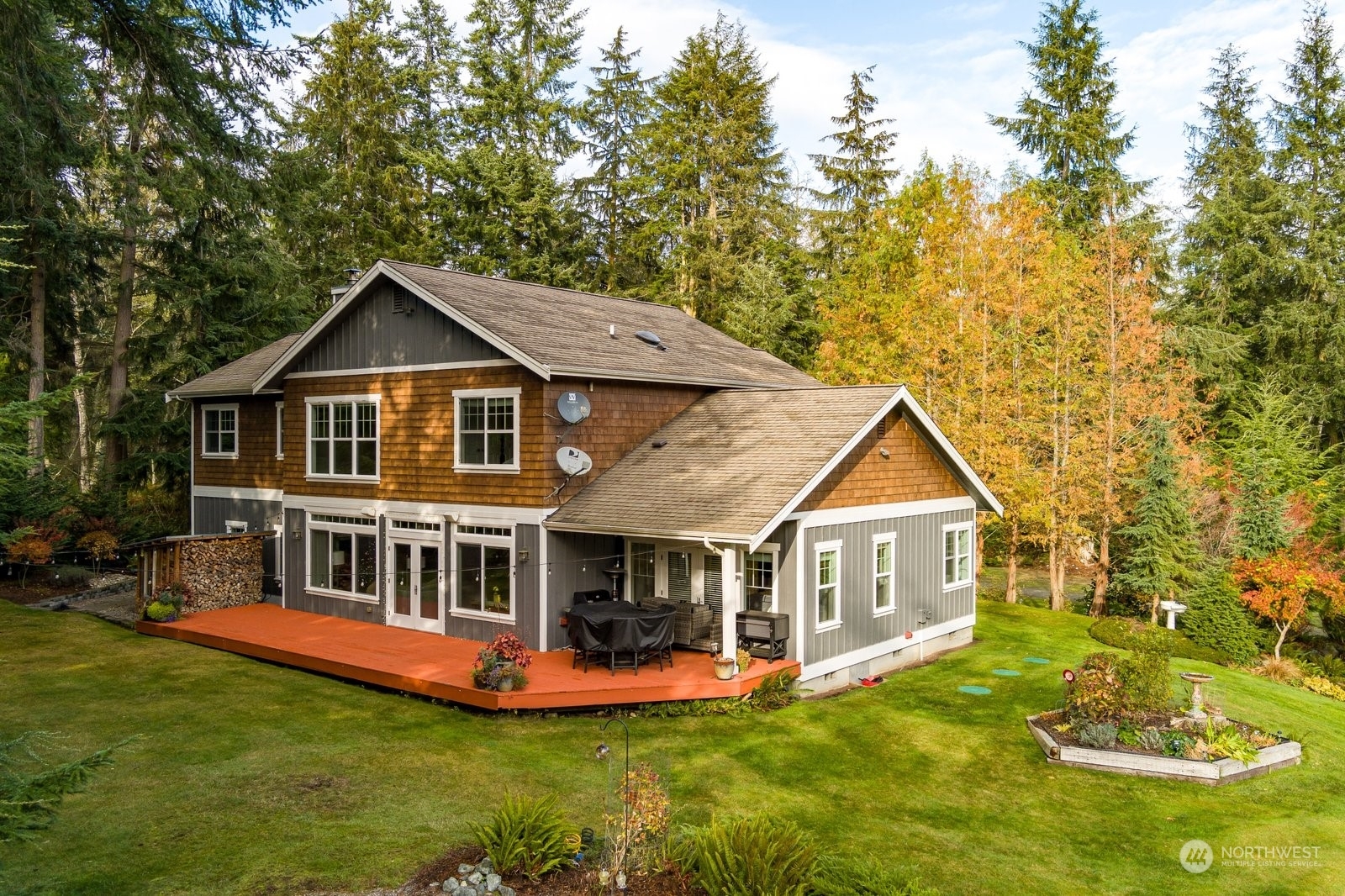 Property Photo:  299  Aloha Place  WA 98239 