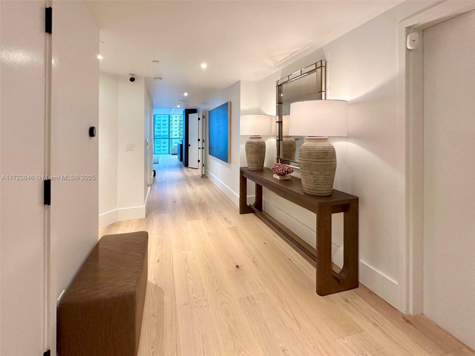 Property Photo:  1331 Brickell Bay Dr 1102  FL 33131 