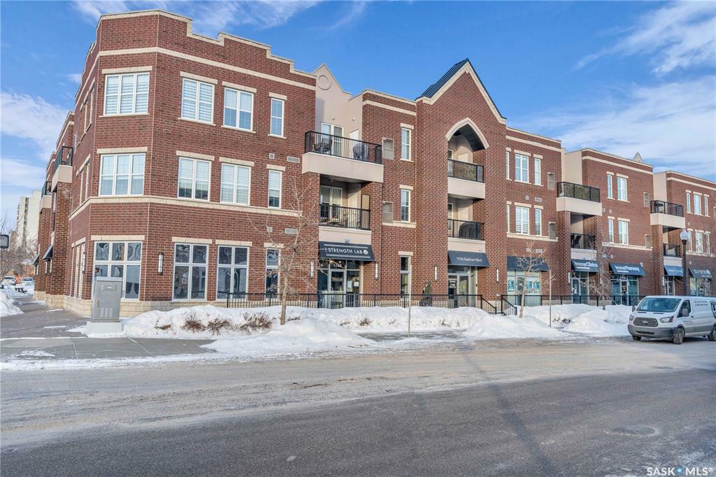 Property Photo:  1700 Badham Boulevard 312  SK S4P 0J7 