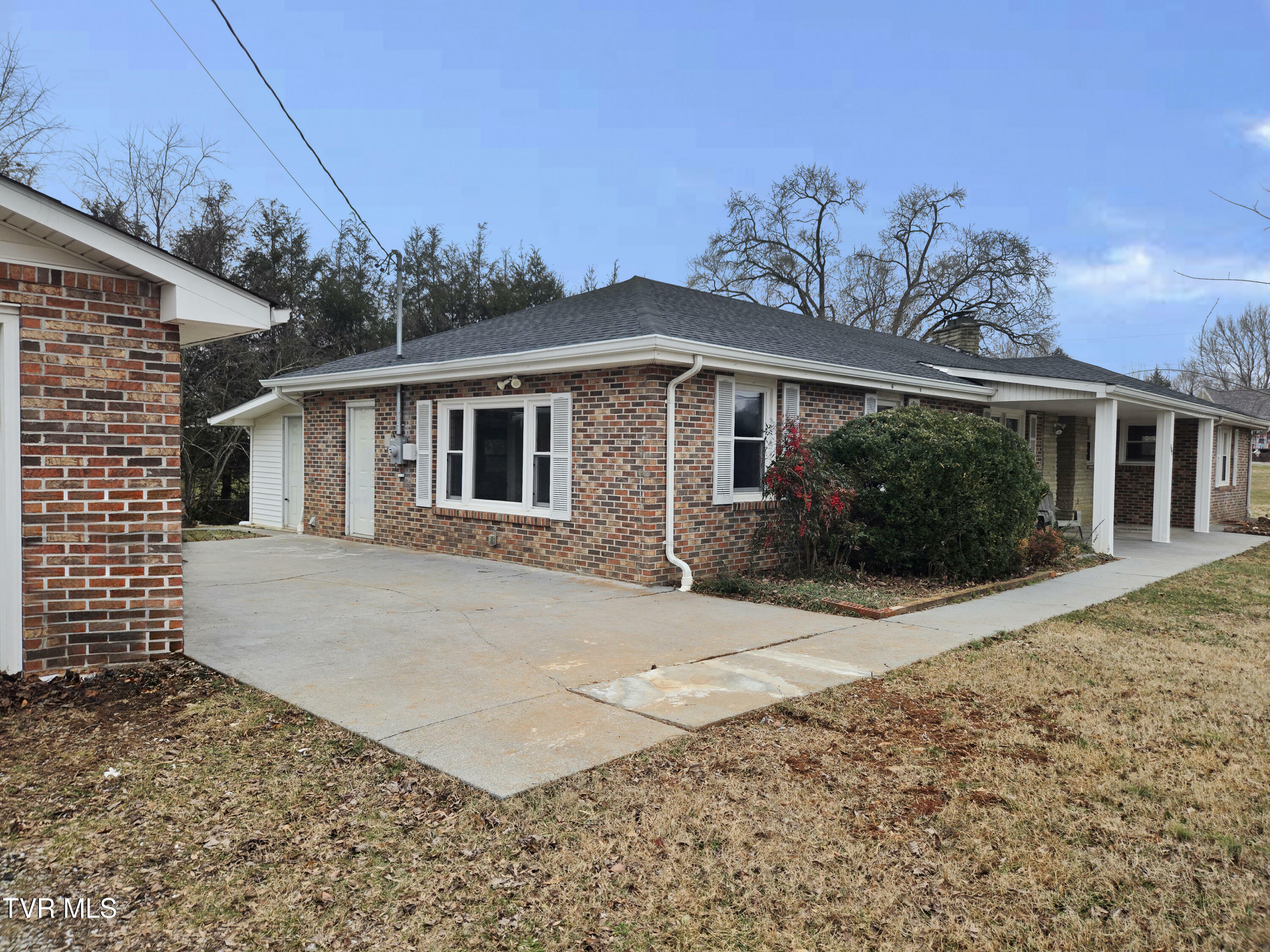 Property Photo:  900 Milligan Highway  TN 37601 