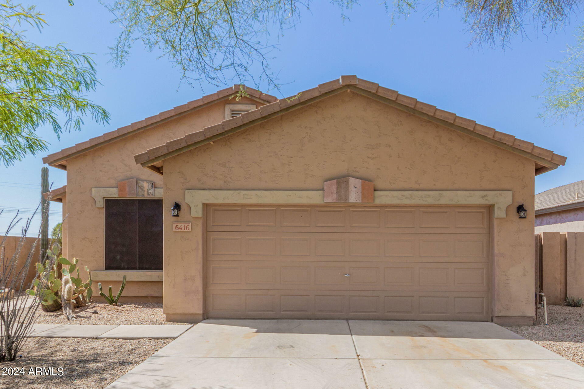 Property Photo:  6416 E Hacienda La Noria Lane  AZ 85118 