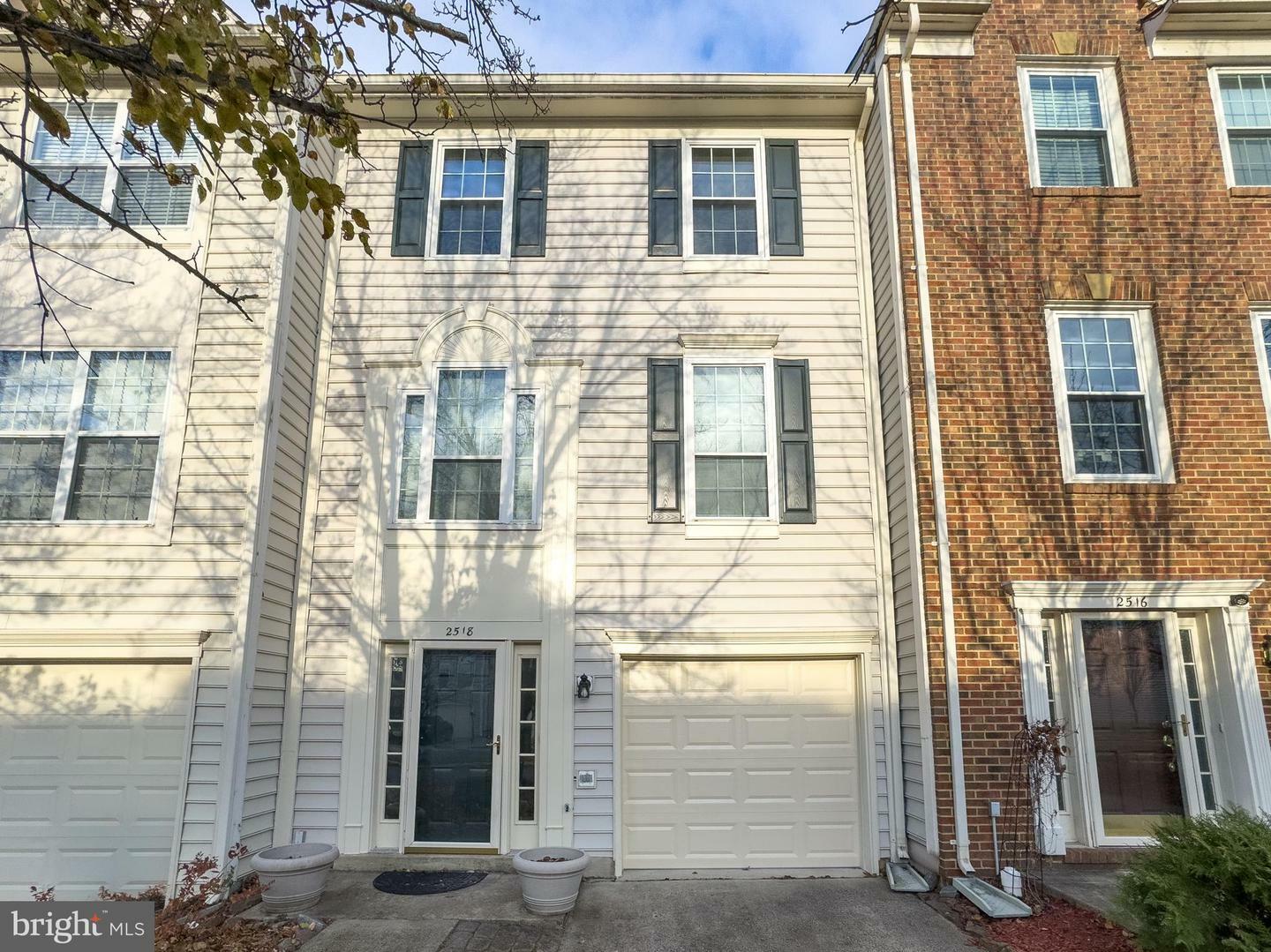 2518 Isham Randolph Drive  Herndon VA 20171 photo