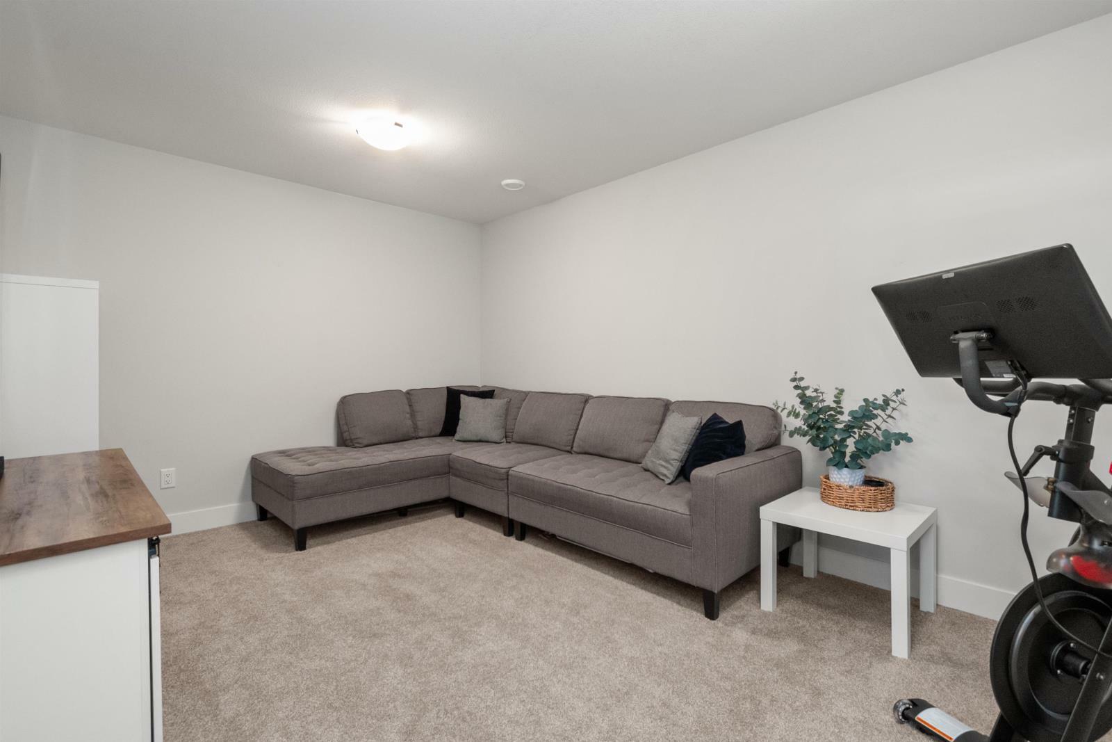 Property Photo:  5480 Pebble Lane 20  BC V2R 6B8 