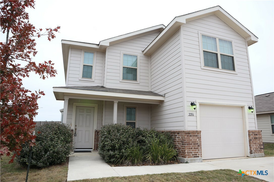 Property Photo: 2216 Mayfield Lane TX 78155