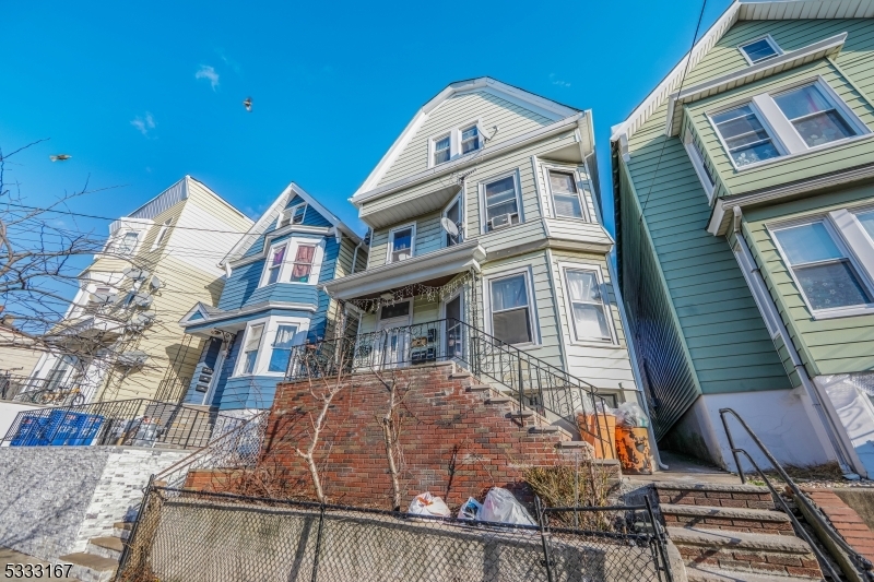 Property Photo:  435 N 2nd St  NJ 07029 