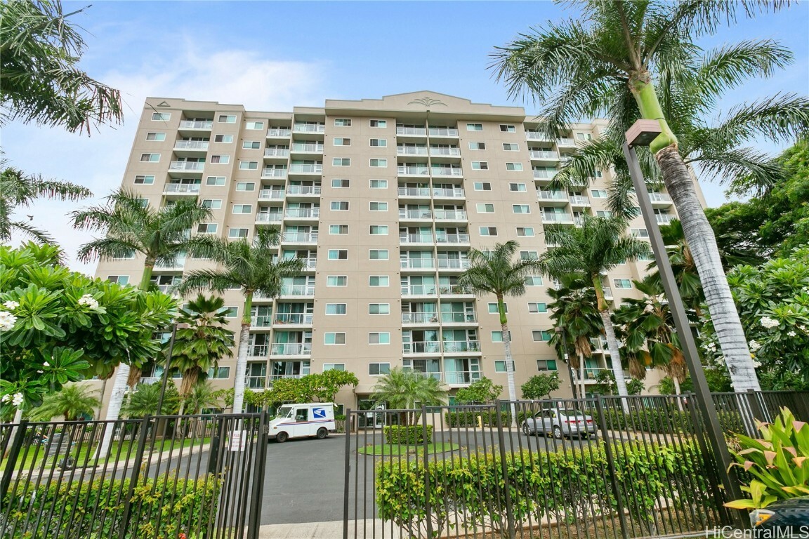 Property Photo:  94-979 Kauolu Place 914  HI 96797 