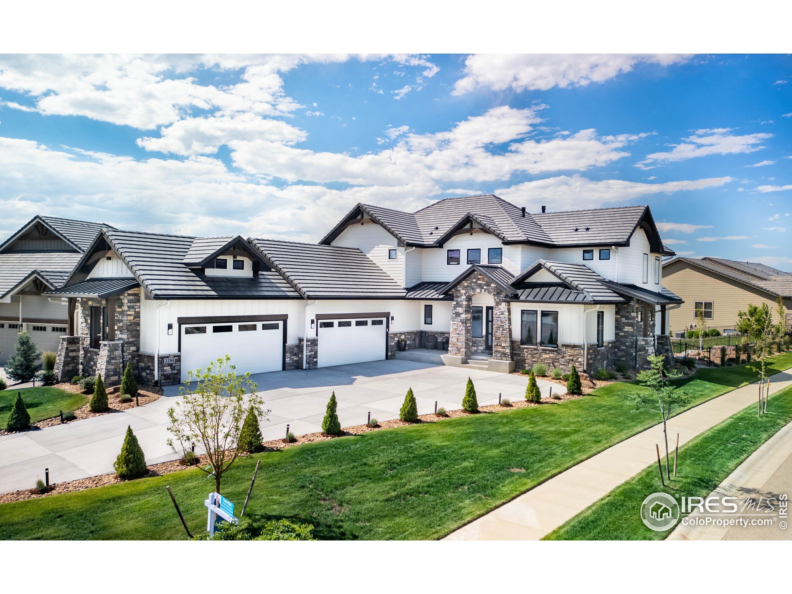 Property Photo: 2294 Stonebrae Ct CO 80513