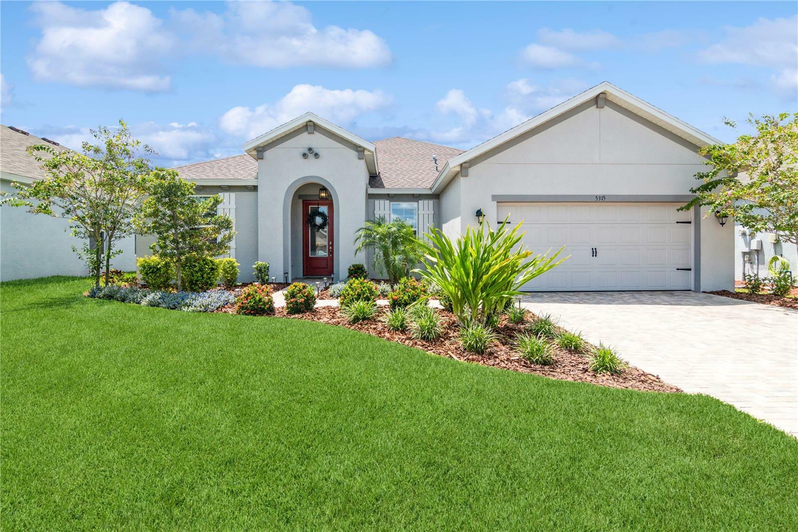 Property Photo:  5315 Gavella Cove  FL 34221 