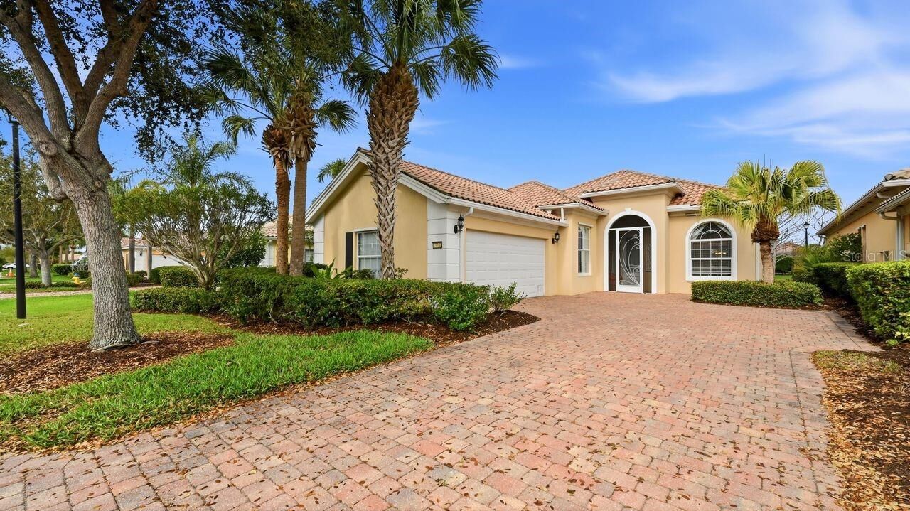 Property Photo:  13240 Guyana Street  FL 34293 