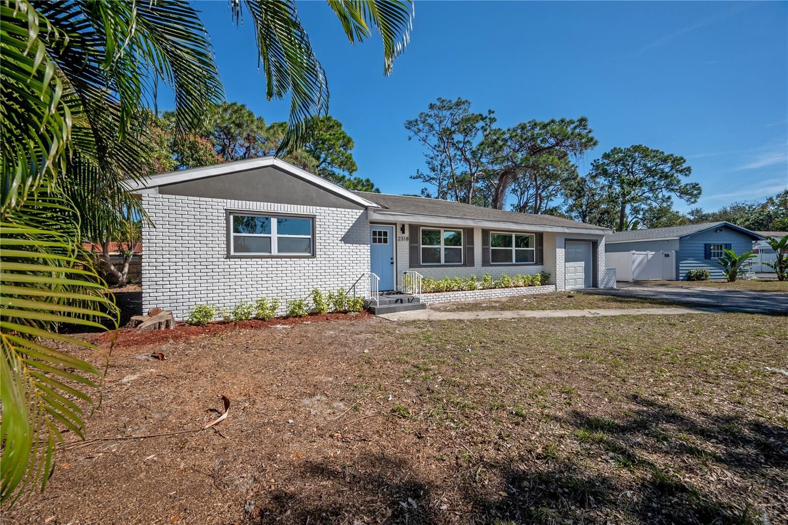 Property Photo:  2318 Granada Circle W  FL 33712 