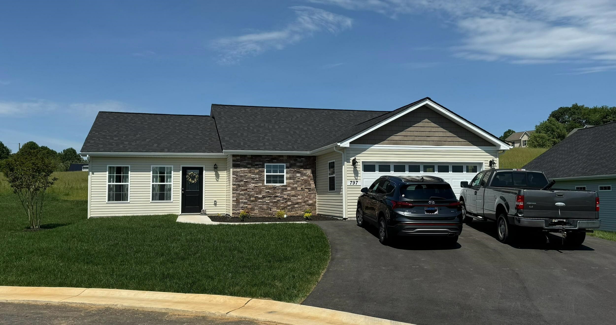 Property Photo: 797 Chesley Street VA 24141