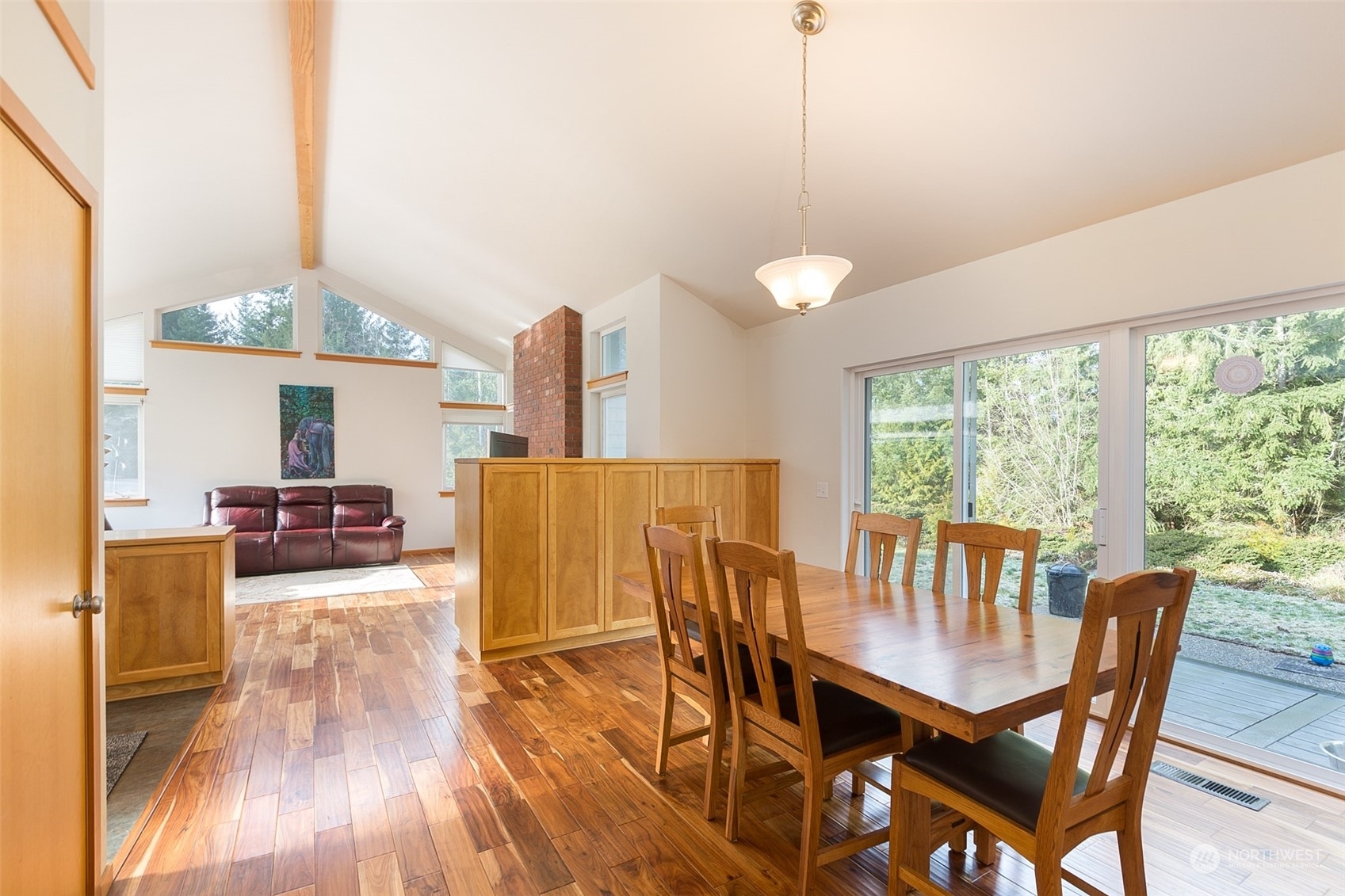 Property Photo:  411  Merrill Way  WA 98362 