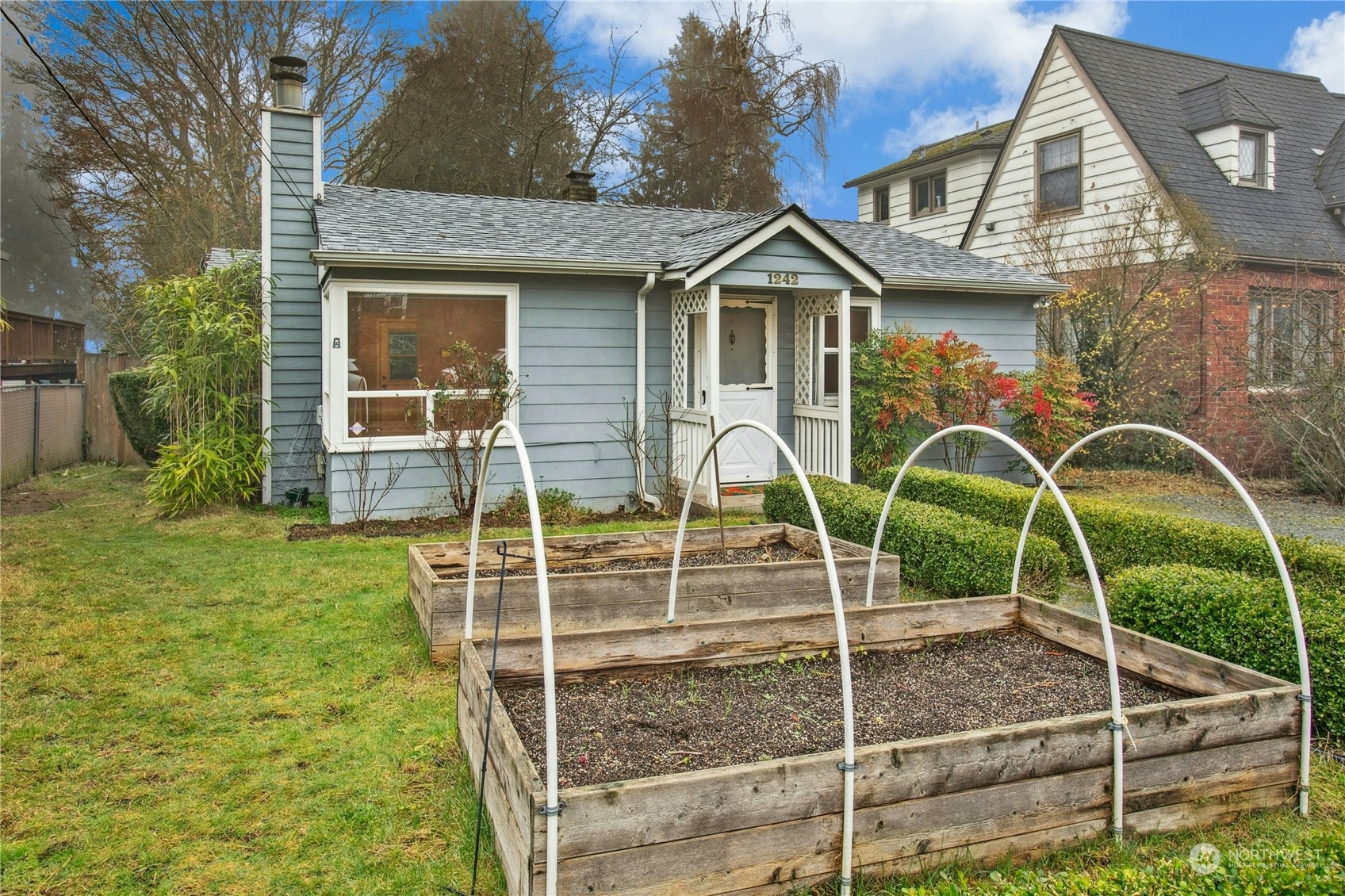 Property Photo:  1242 NE 100th Street  WA 98125 