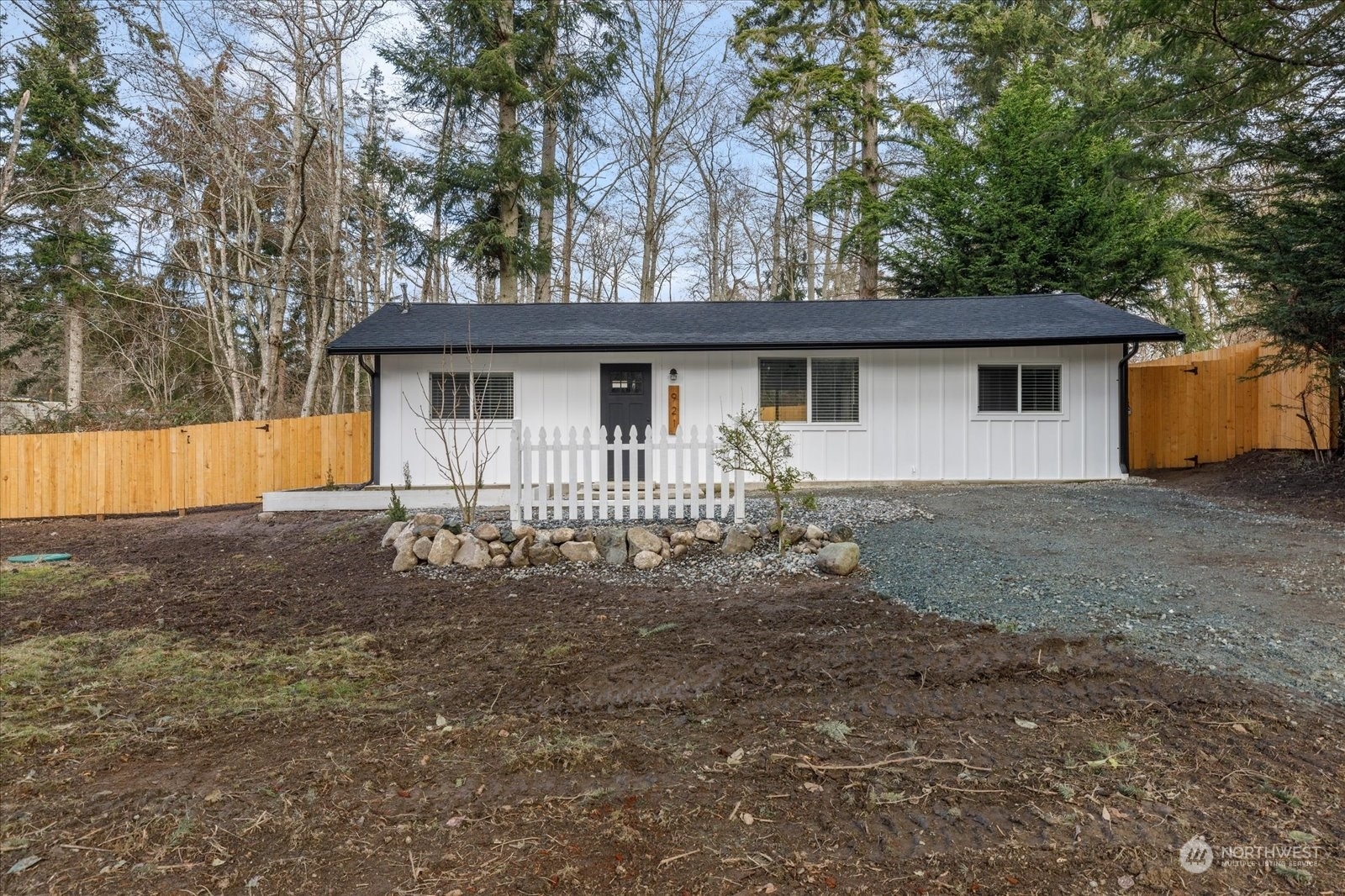 Property Photo:  921  Chickadee Drive  WA 98253 