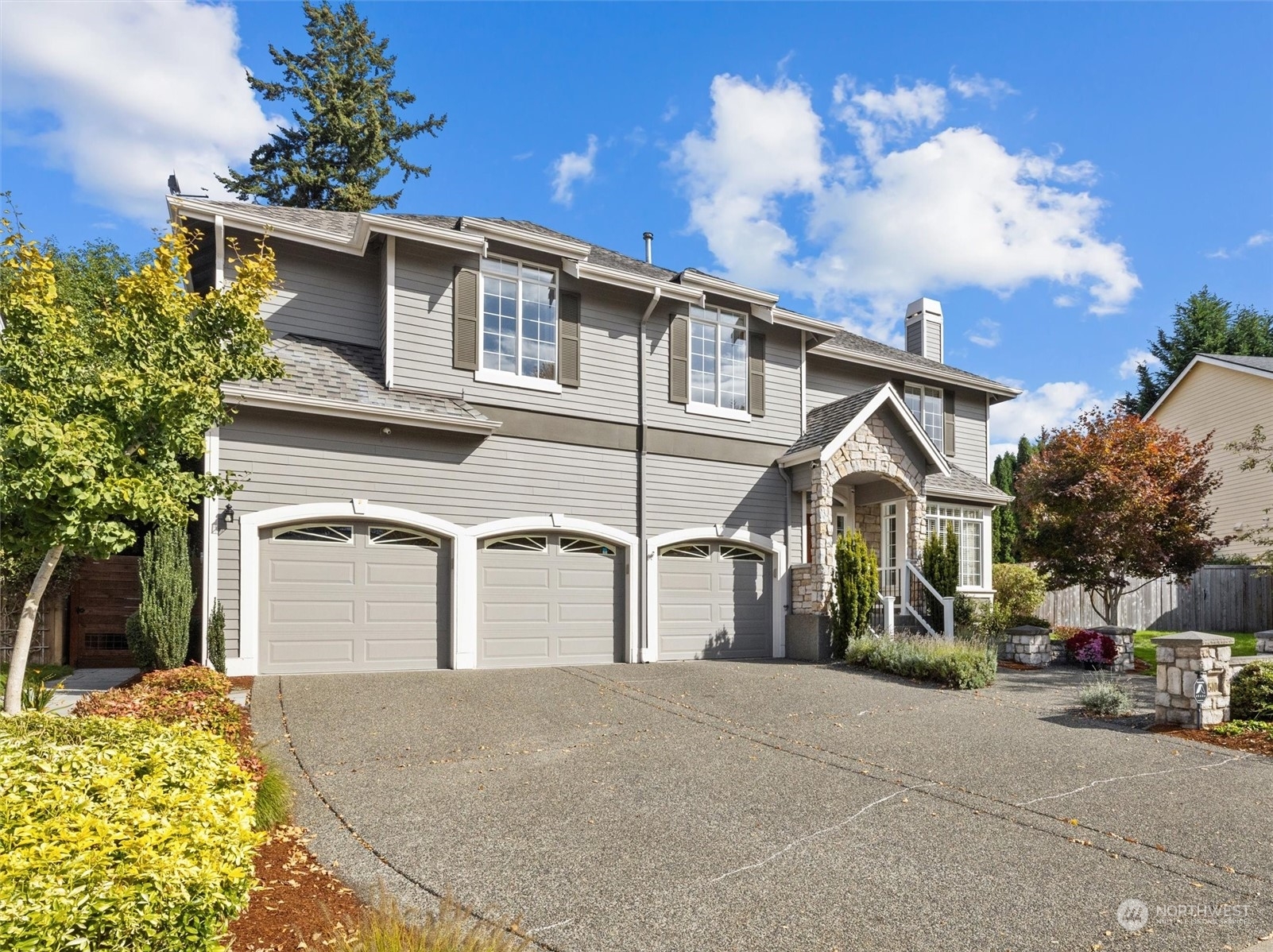 Property Photo:  2510  Monroe Court NE  WA 98056 