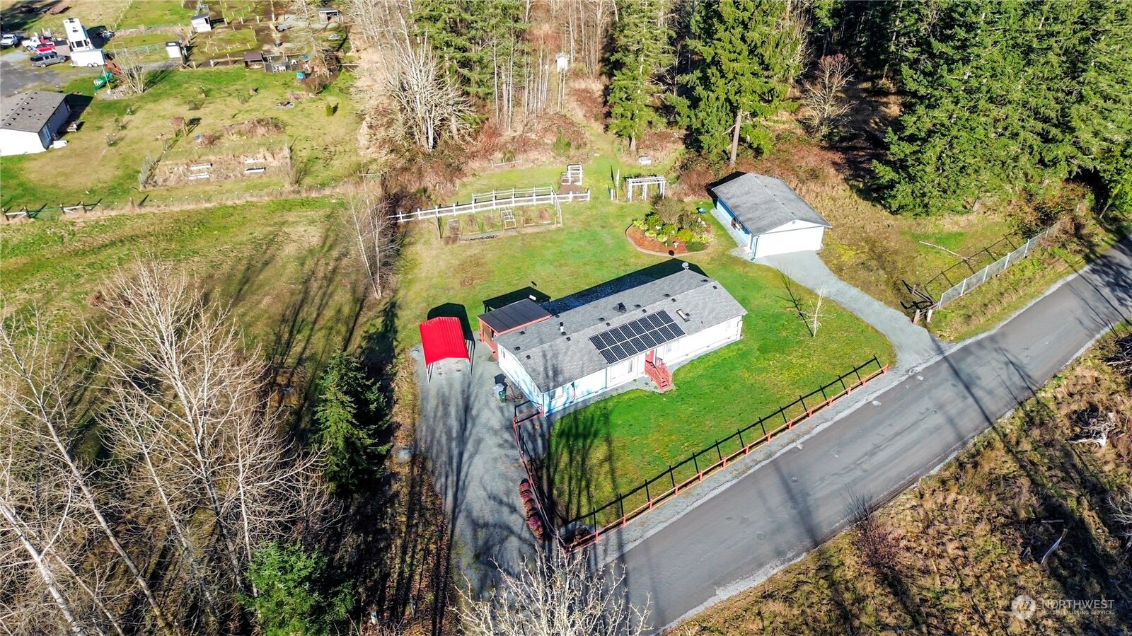 Property Photo:  11307  Woodbrook Road E  WA 98338 