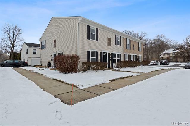 Property Photo:  1684 Orchard Drive  MI 48188 