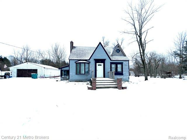 10487 Grand Blanc Road  Gaines Twp MI 48436 photo